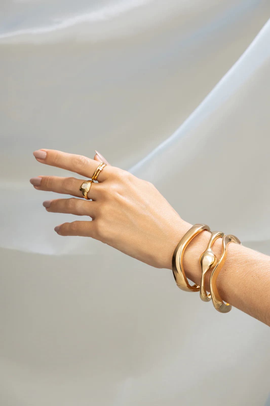 Ondulado liso dourado B
