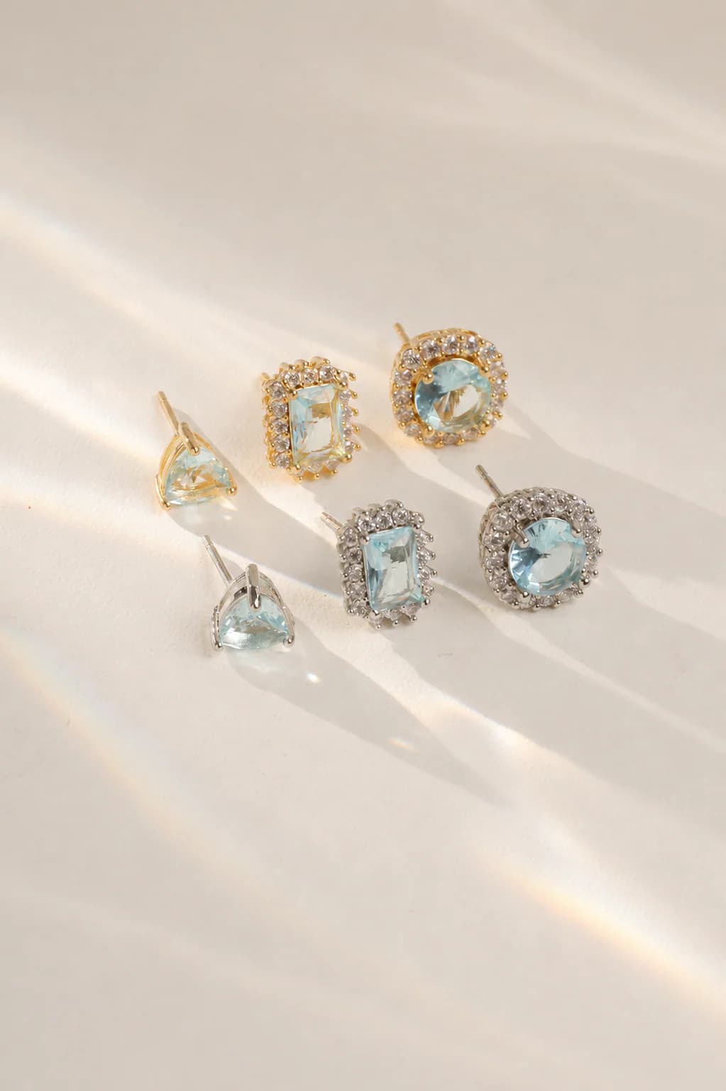 Trio cravejado dourado - água-marinha