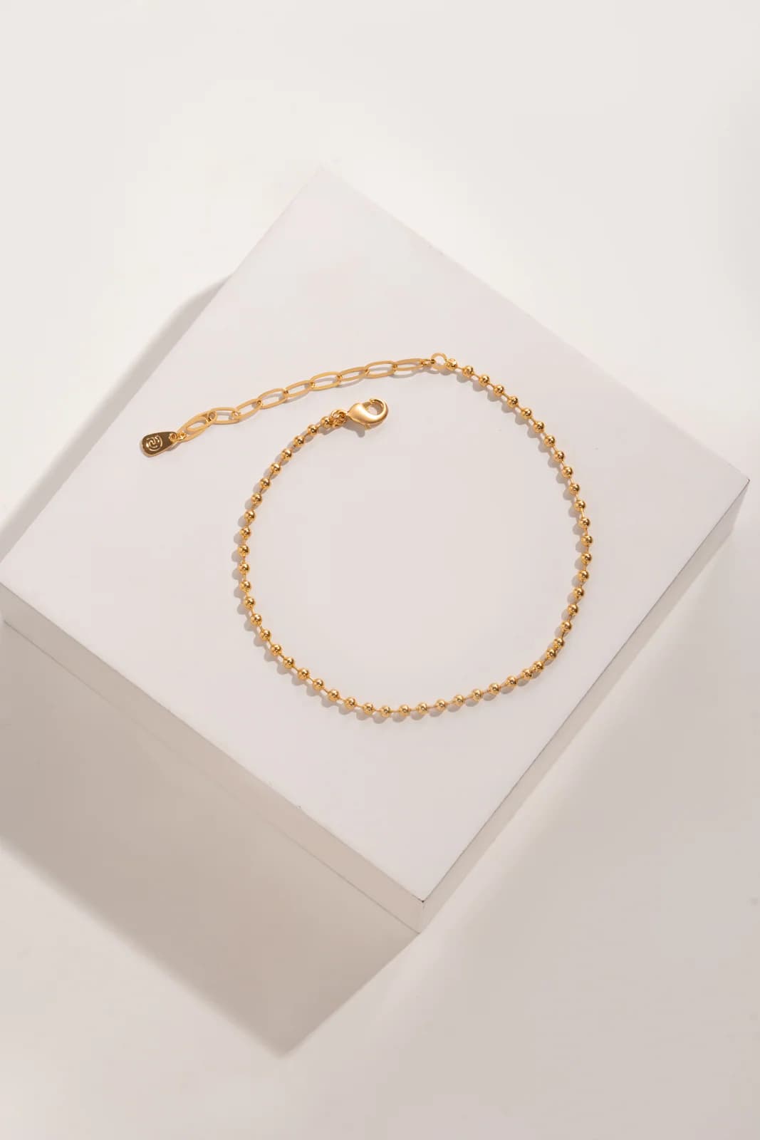 Bolinhas lisas dourado A